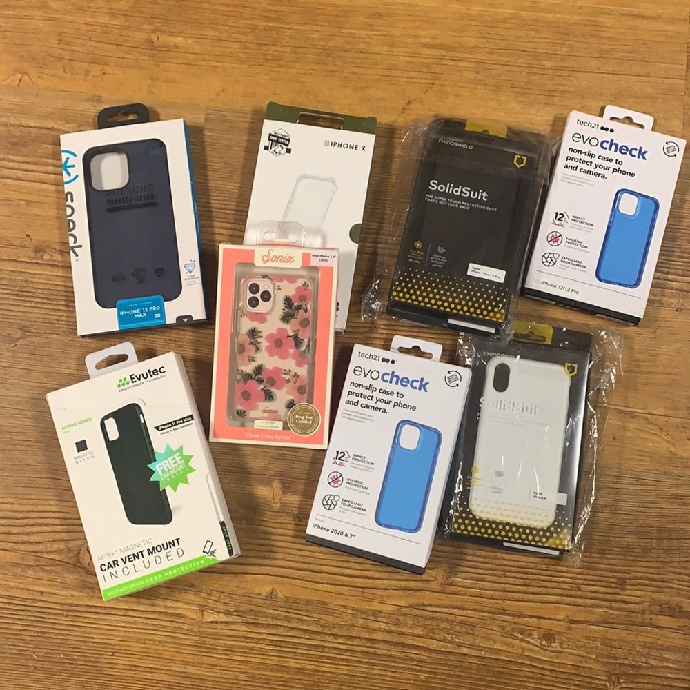 Lot of 8 new iPhone cases, various sizes. All new in boxes. Great for resale!